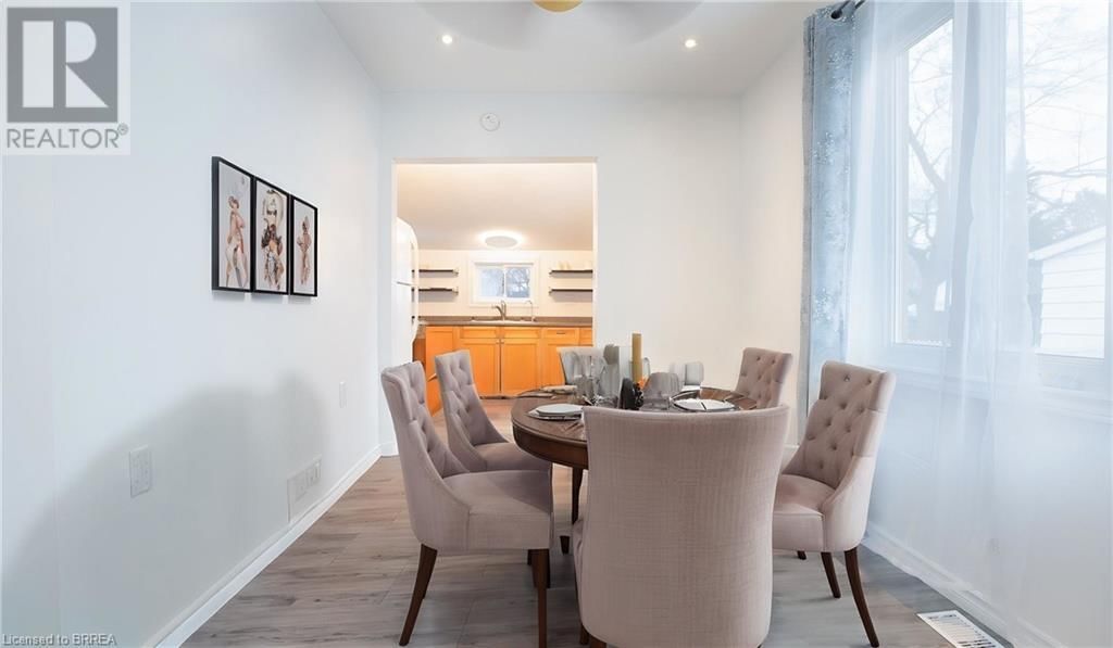 136 BURWELL STREET Image 3