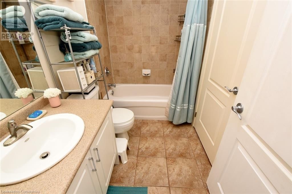 2 - 60 NATALIA AVENUE Image 17