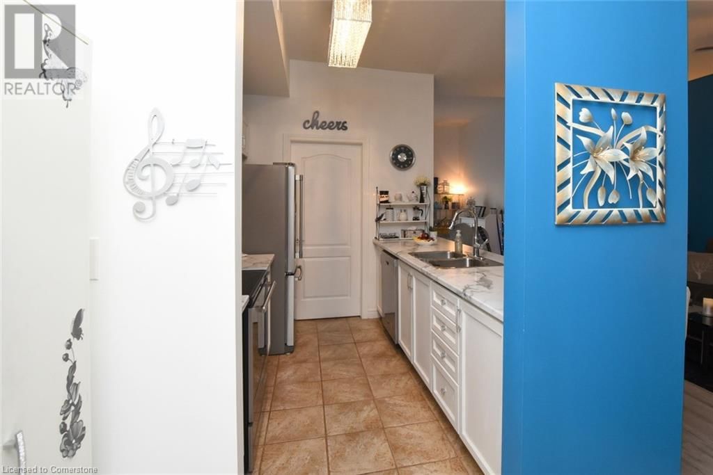 2 - 60 NATALIA AVENUE Image 6