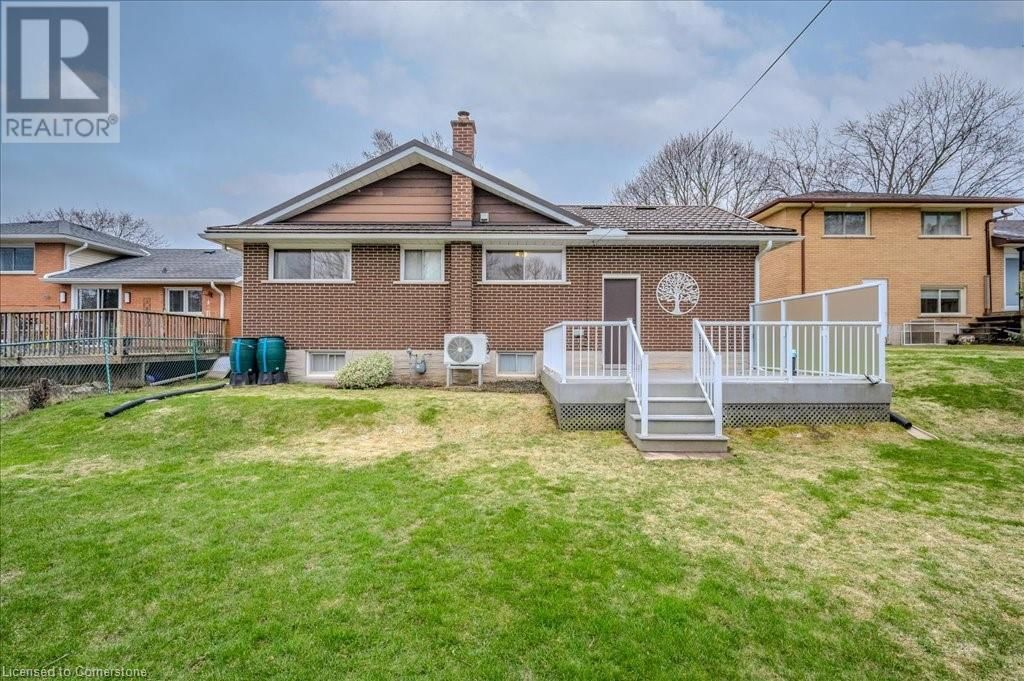 46 GILMOUR CRESCENT Image 33