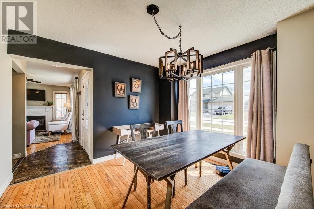 705 LAVERY STREET Image 10