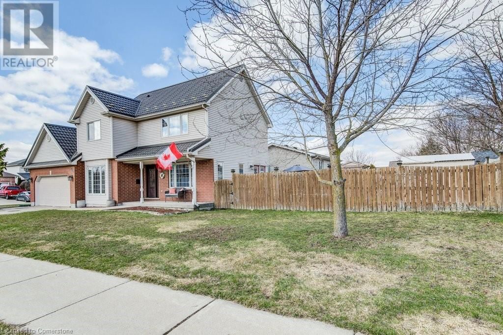 705 LAVERY STREET Image 3