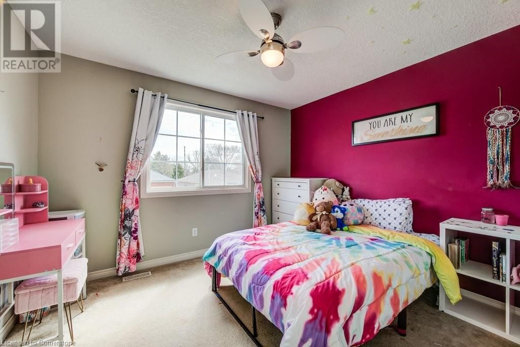 705 LAVERY STREET Image 32