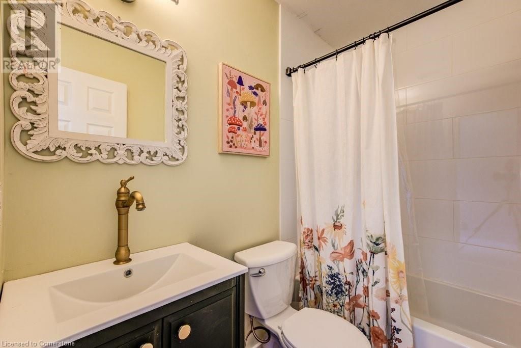 705 LAVERY STREET Image 33