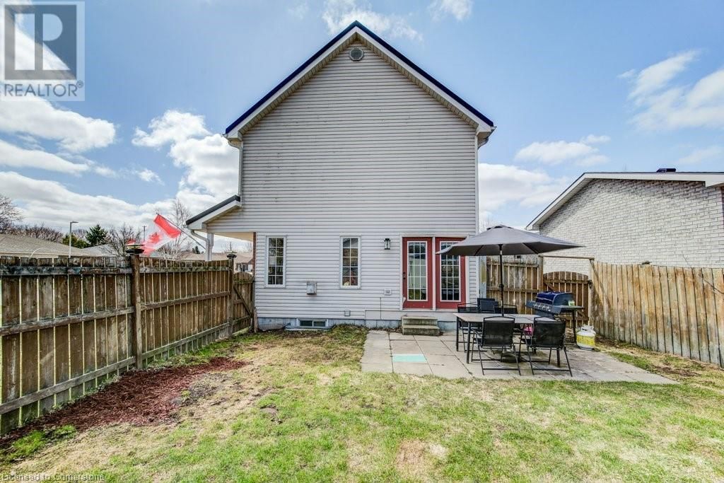 705 LAVERY STREET Image 45