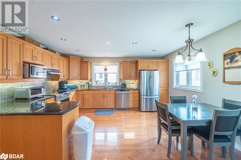 1638 RAVENWOOD DRIVE Image 21