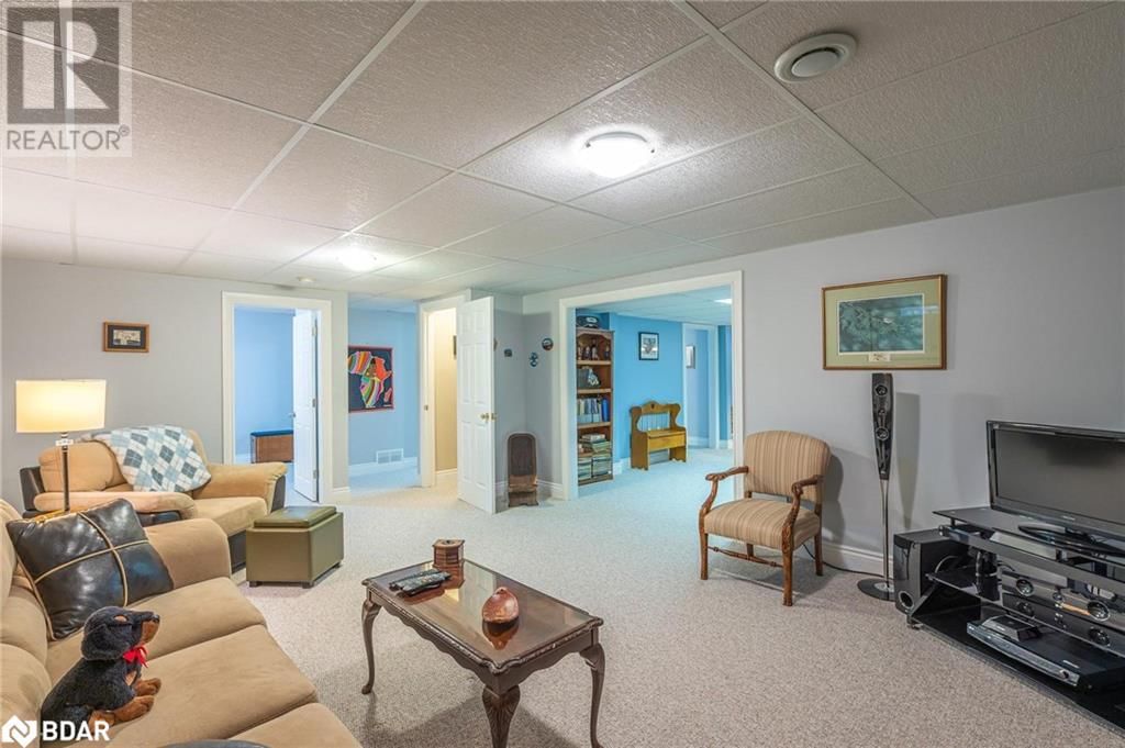 1638 RAVENWOOD DRIVE Image 33
