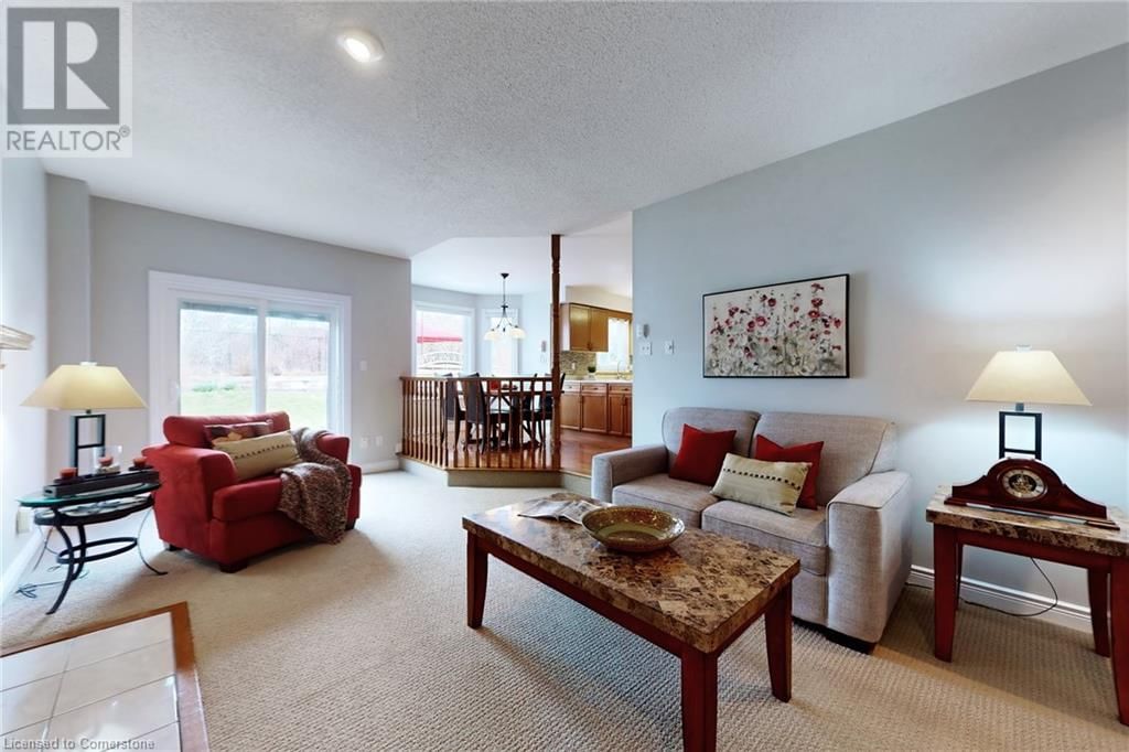 530 BURNETT AVENUE Image 14