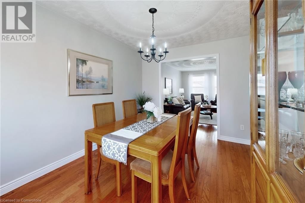 530 BURNETT AVENUE Image 7