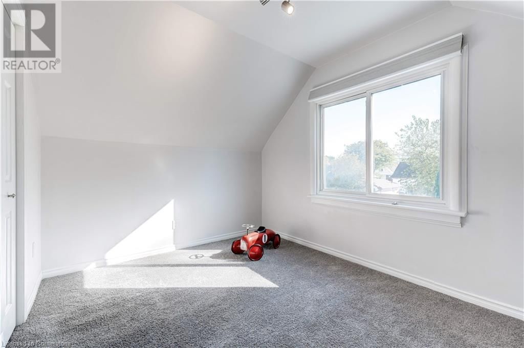 97 KNYVET AVENUE Image 14