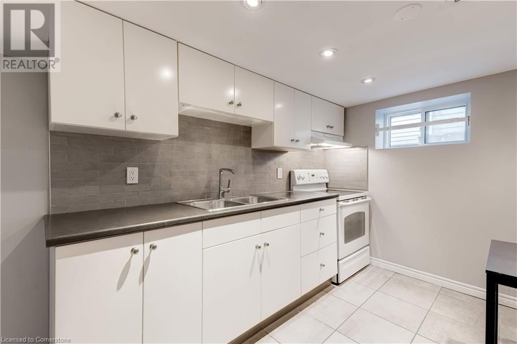 97 KNYVET AVENUE Image 22
