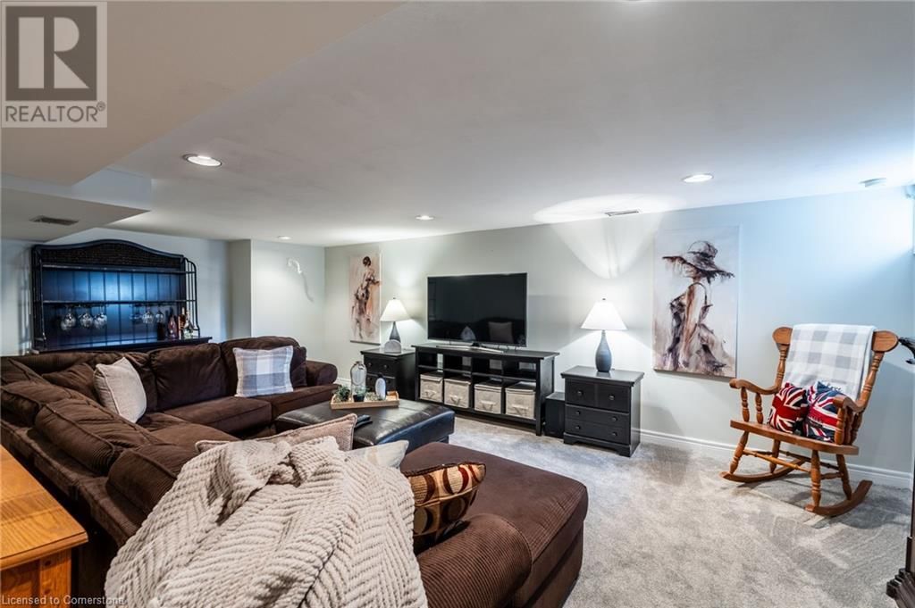 681 8 HIGHWAY Image 17