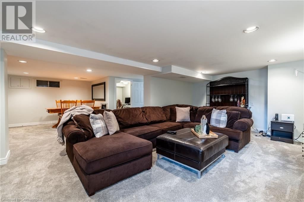 681 8 HIGHWAY Image 18