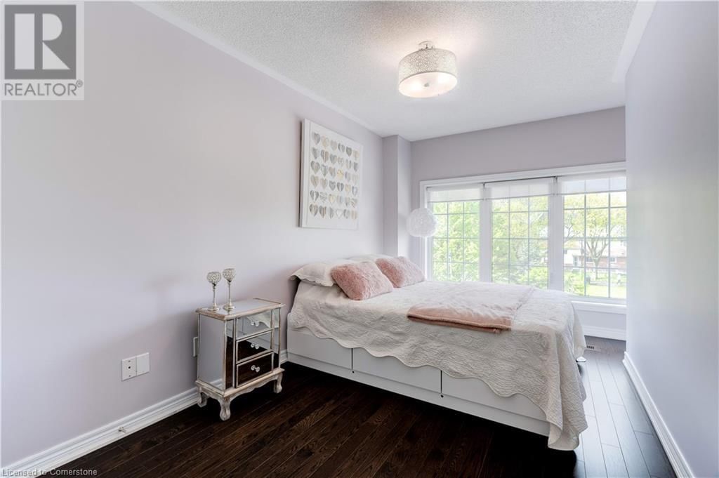 5 - 230 PAISLEY BOULEVARD WEST Image 22