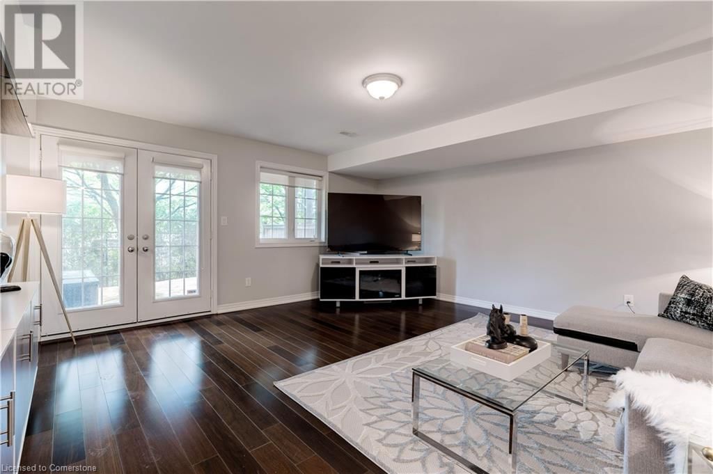 5 - 230 PAISLEY BOULEVARD WEST Image 31