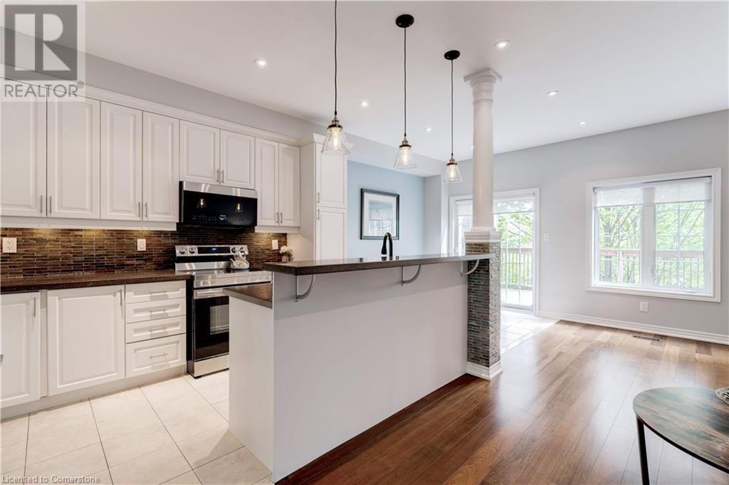 5 - 230 PAISLEY BOULEVARD WEST Image 6