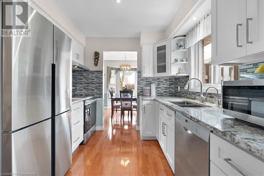 7994 OAKRIDGE DRIVE Image 11