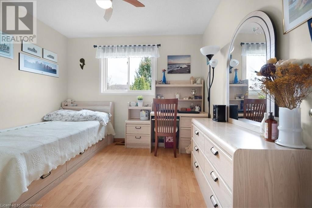 7994 OAKRIDGE DRIVE Image 22