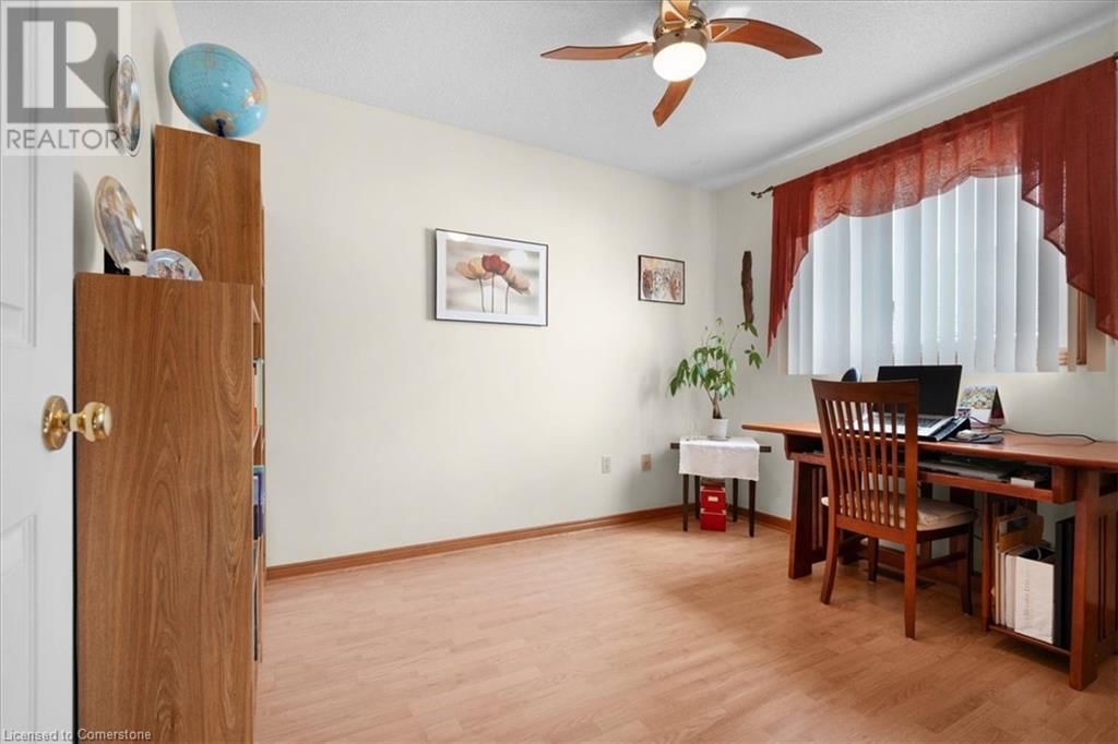 7994 OAKRIDGE DRIVE Image 25