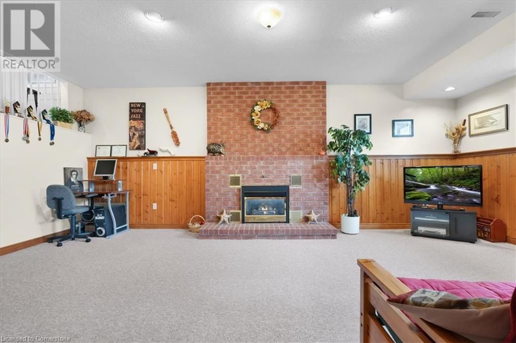 7994 OAKRIDGE DRIVE Image 29