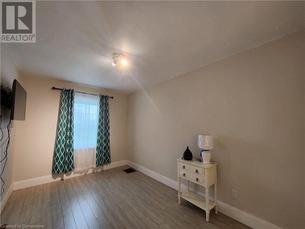 674 TATE AVENUE Image 3