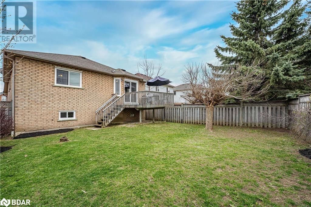 36 LESLIE AVENUE Image 29