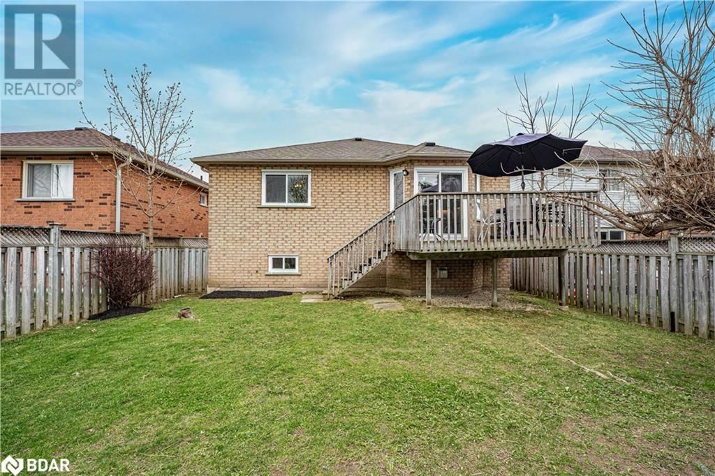 36 LESLIE AVENUE Image 30