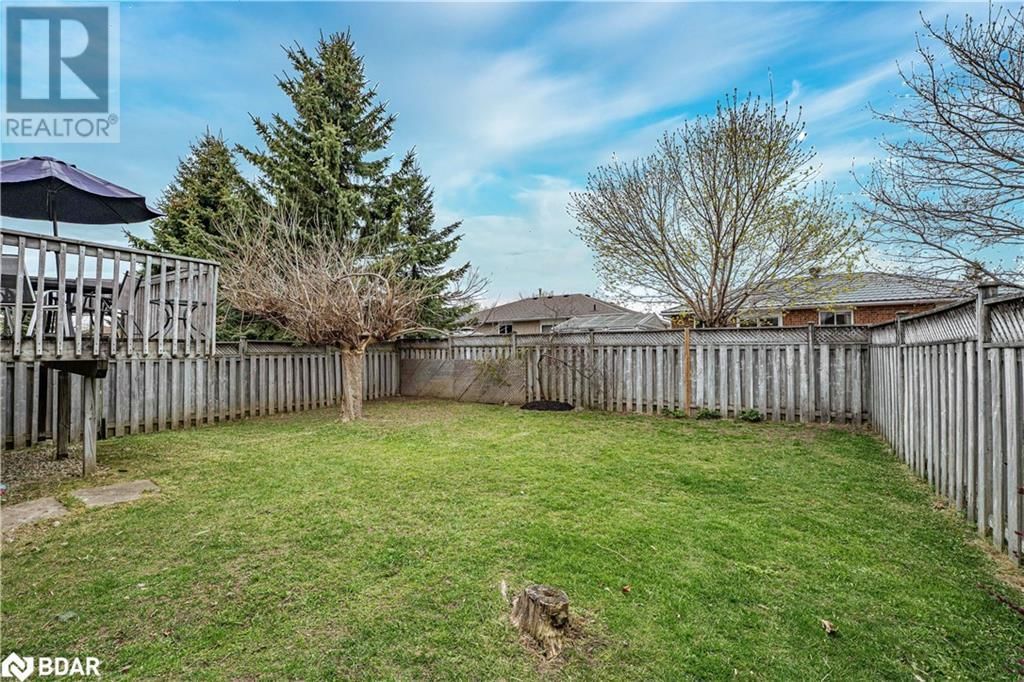 36 LESLIE AVENUE Image 31
