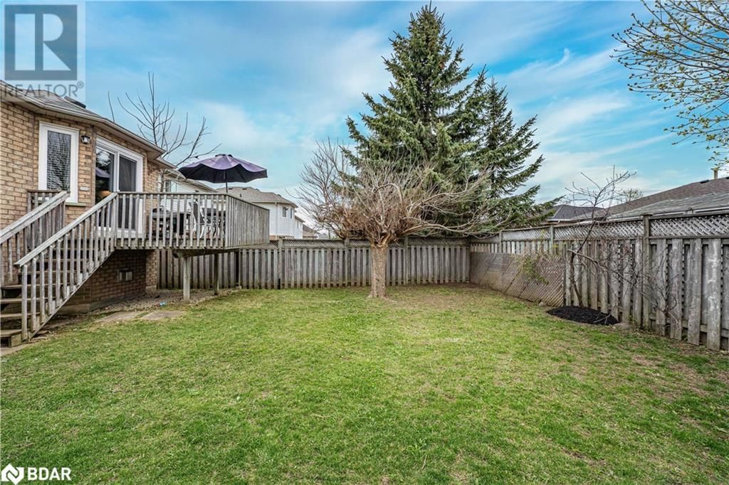 36 LESLIE AVENUE Image 32