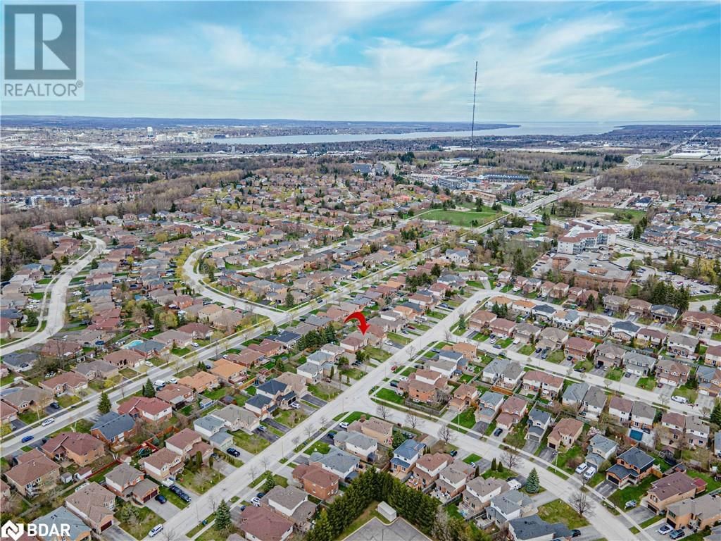 36 LESLIE AVENUE Image 36