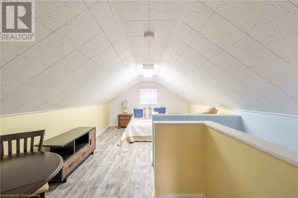 668 BURGESS AVENUE Image 26
