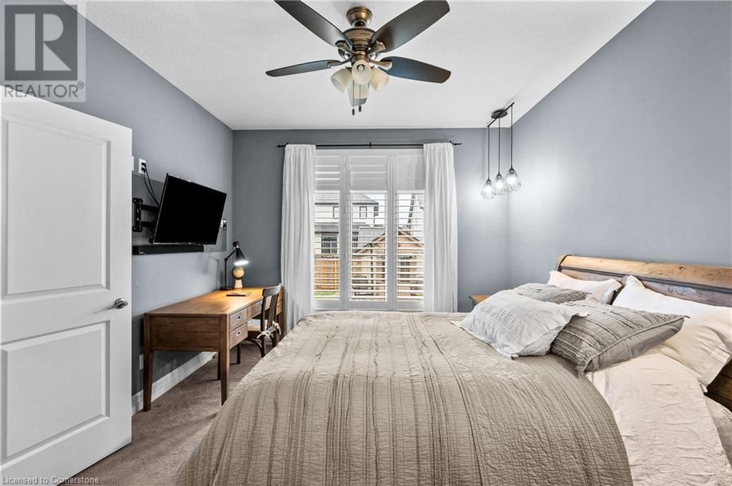 100 TAMARACK BOULEVARD Image 26