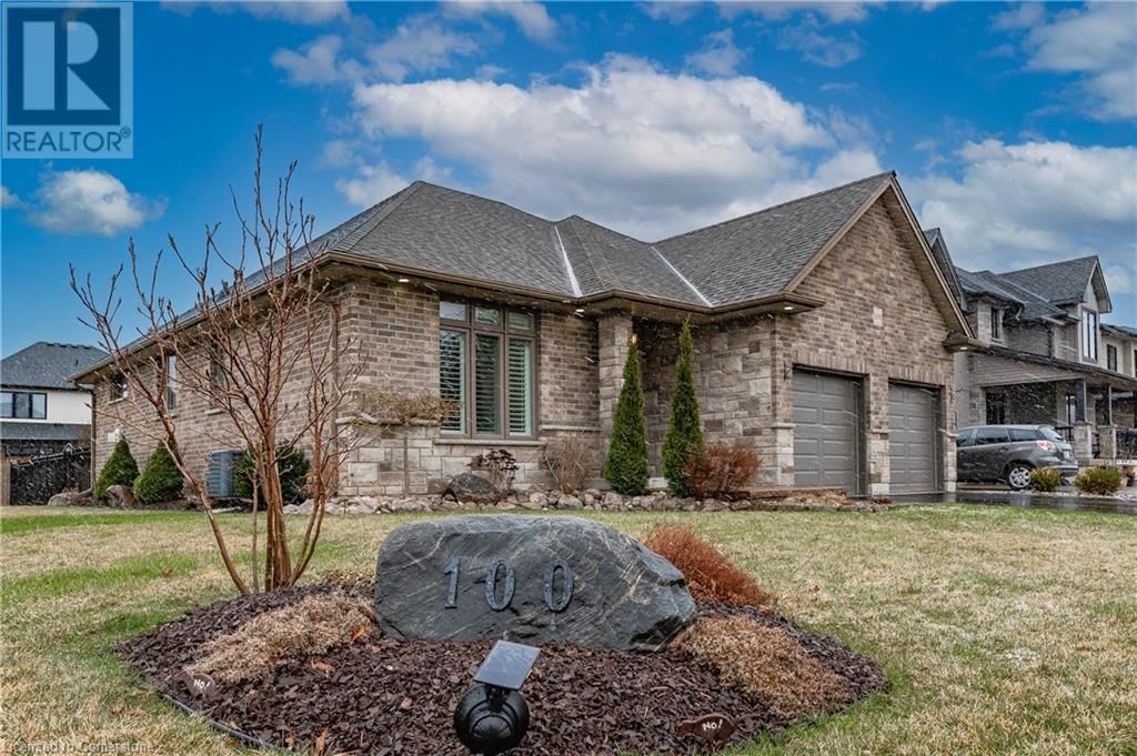 100 TAMARACK BOULEVARD Image 3
