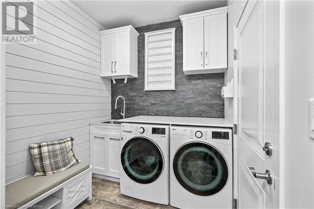 100 TAMARACK BOULEVARD Image 32
