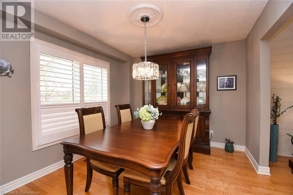 3219 HAZELWOOD AVENUE Image 10