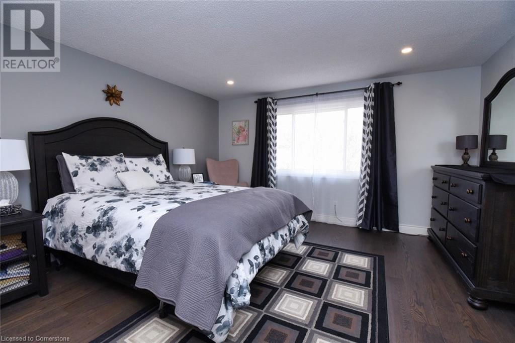 3219 HAZELWOOD AVENUE Image 23