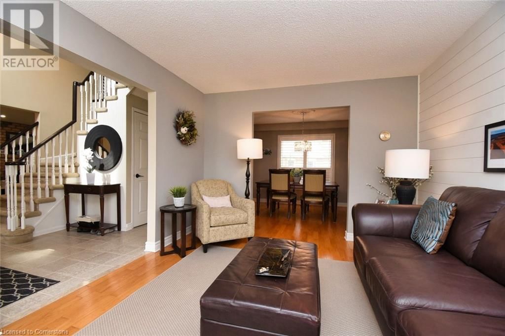 3219 HAZELWOOD AVENUE Image 7