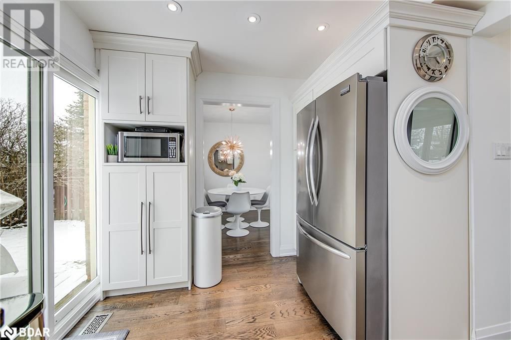 124 BROWN STREET Image 13