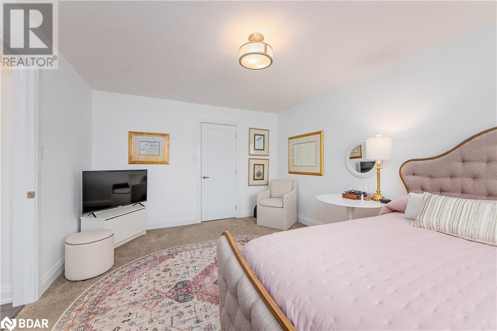 124 BROWN STREET Image 17