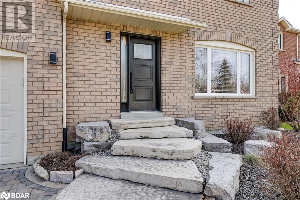 124 BROWN STREET Image 2