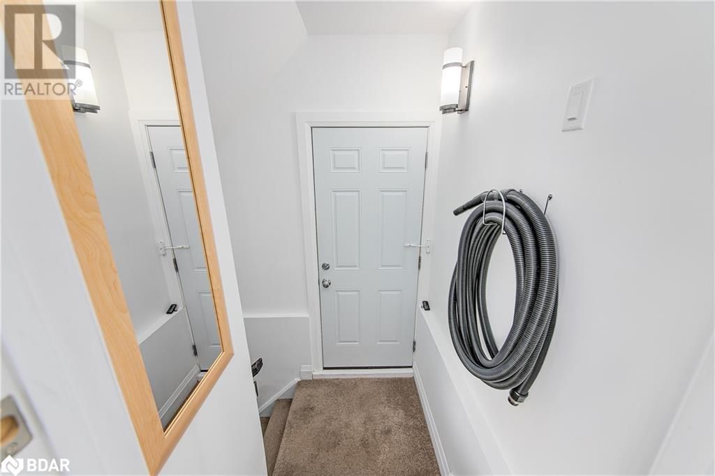 124 BROWN STREET Image 20