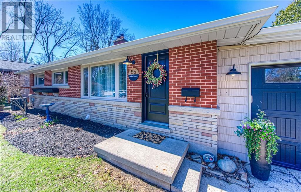 55 CARDINAL CRESCENT SOUTH Image 3