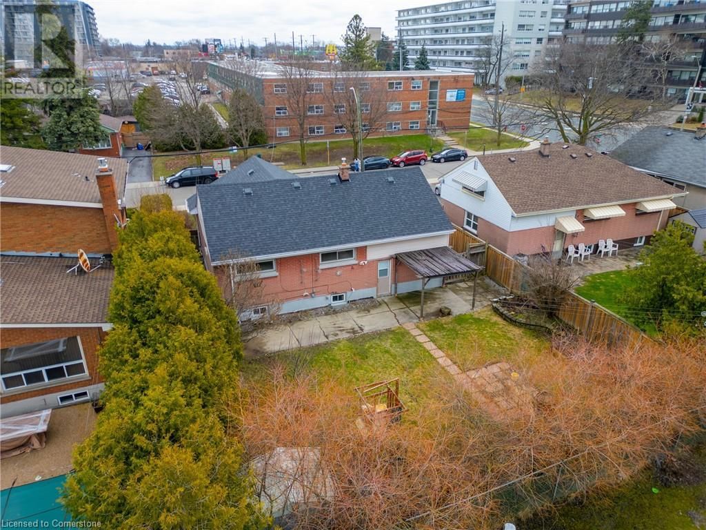 494 EAST 37TH STREET Image 31