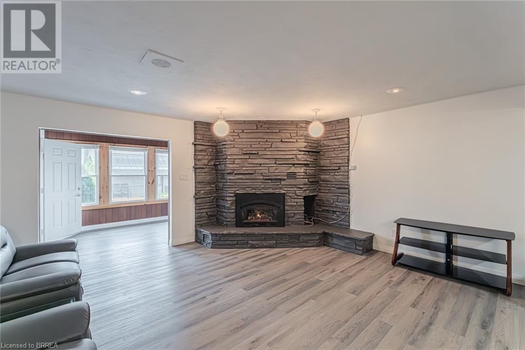 54 GRAND STREET Image 36