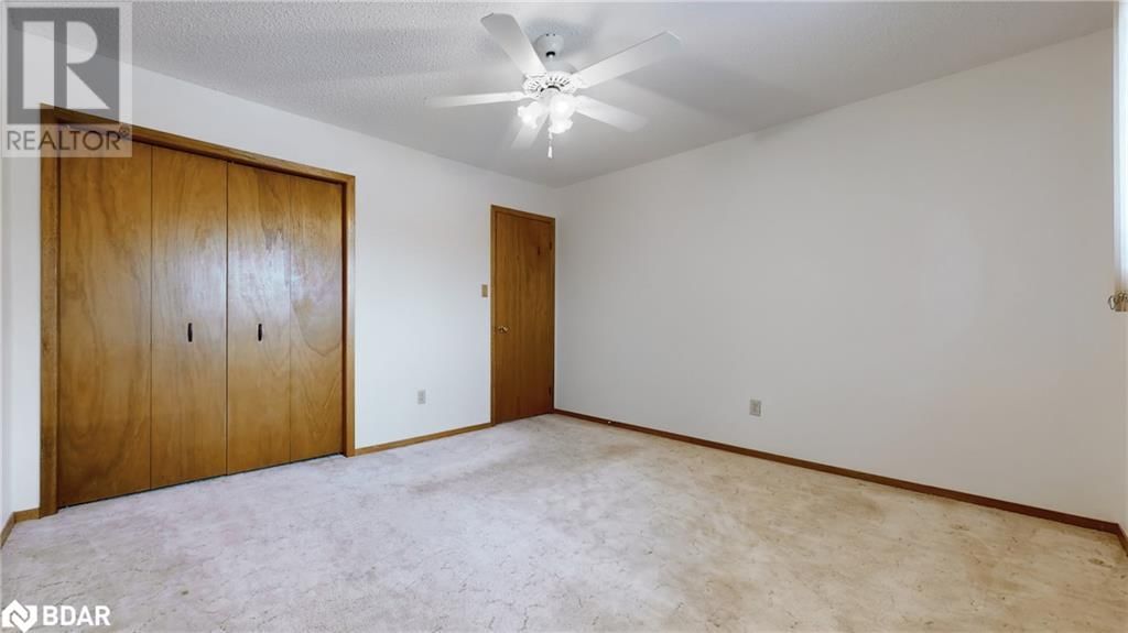 4 GAUDAUR COURT Image 19