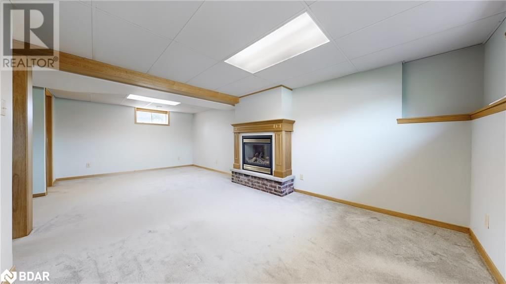 4 GAUDAUR COURT Image 26