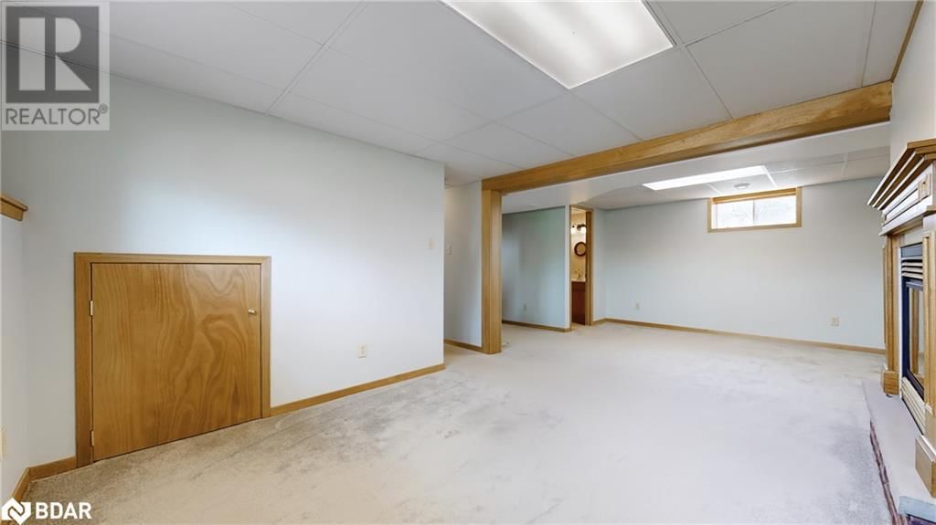 4 GAUDAUR COURT Image 29