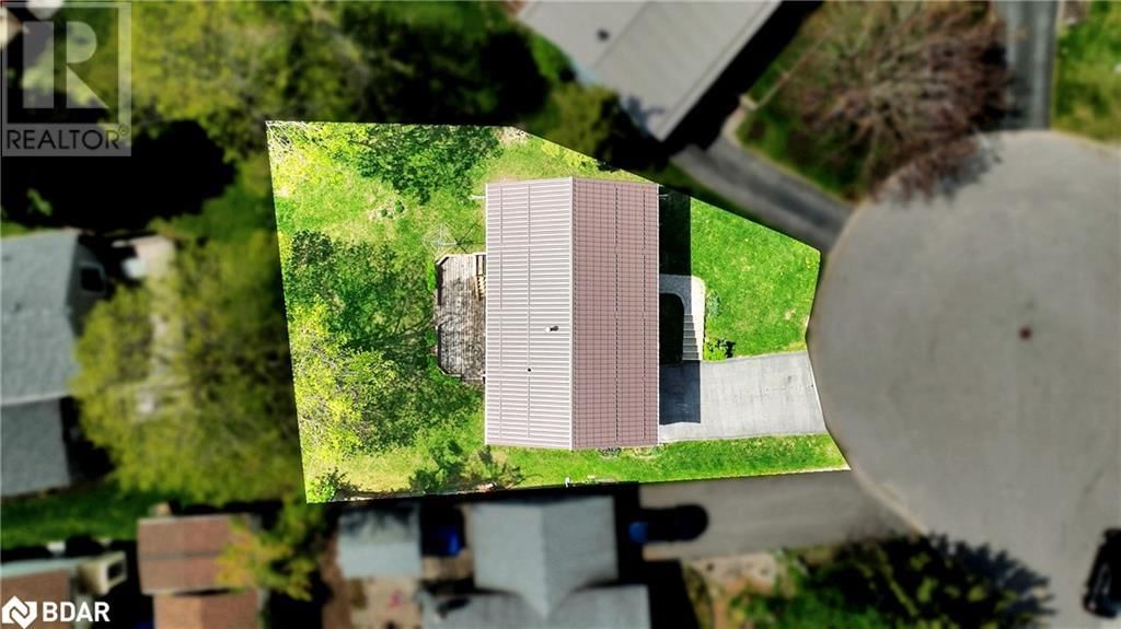 4 GAUDAUR COURT Image 40