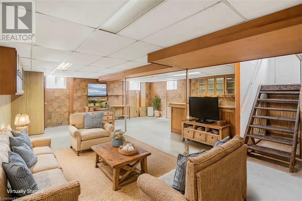 273 BATEMAN LINE Image 33