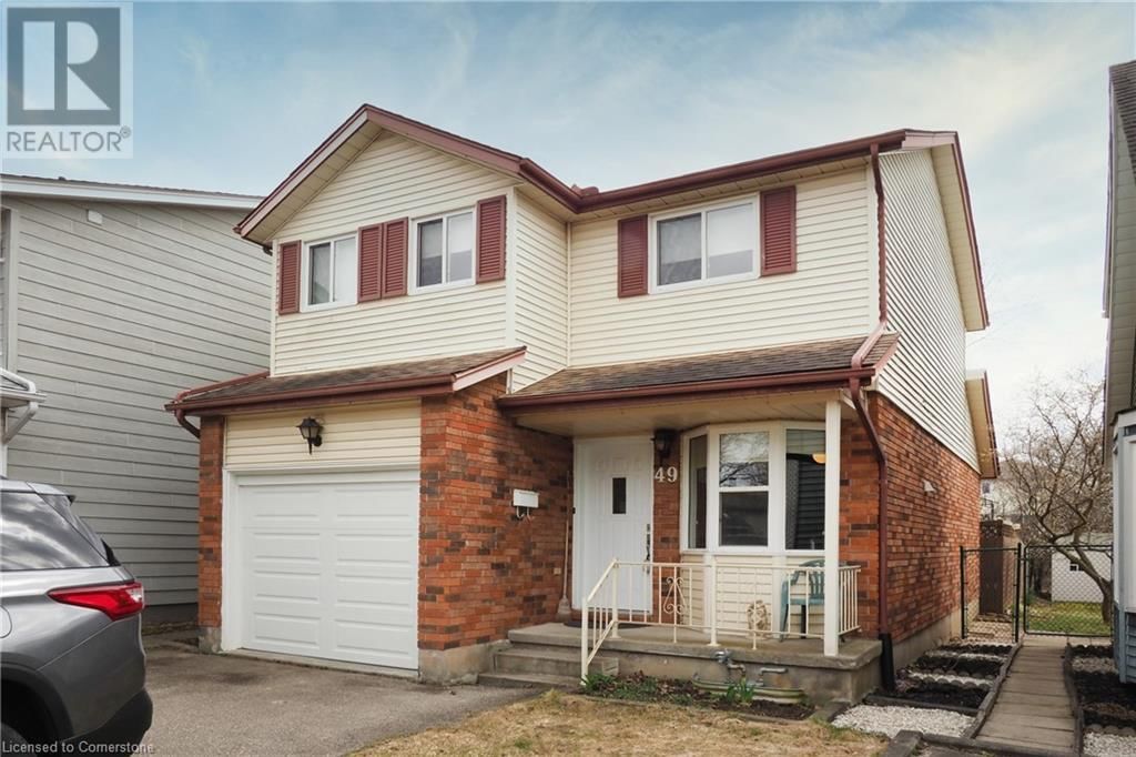 49 RISTAU CRESCENT Image 1